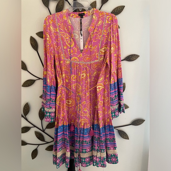 Coco & Carmen Beach Dress - Picture 5 of 16